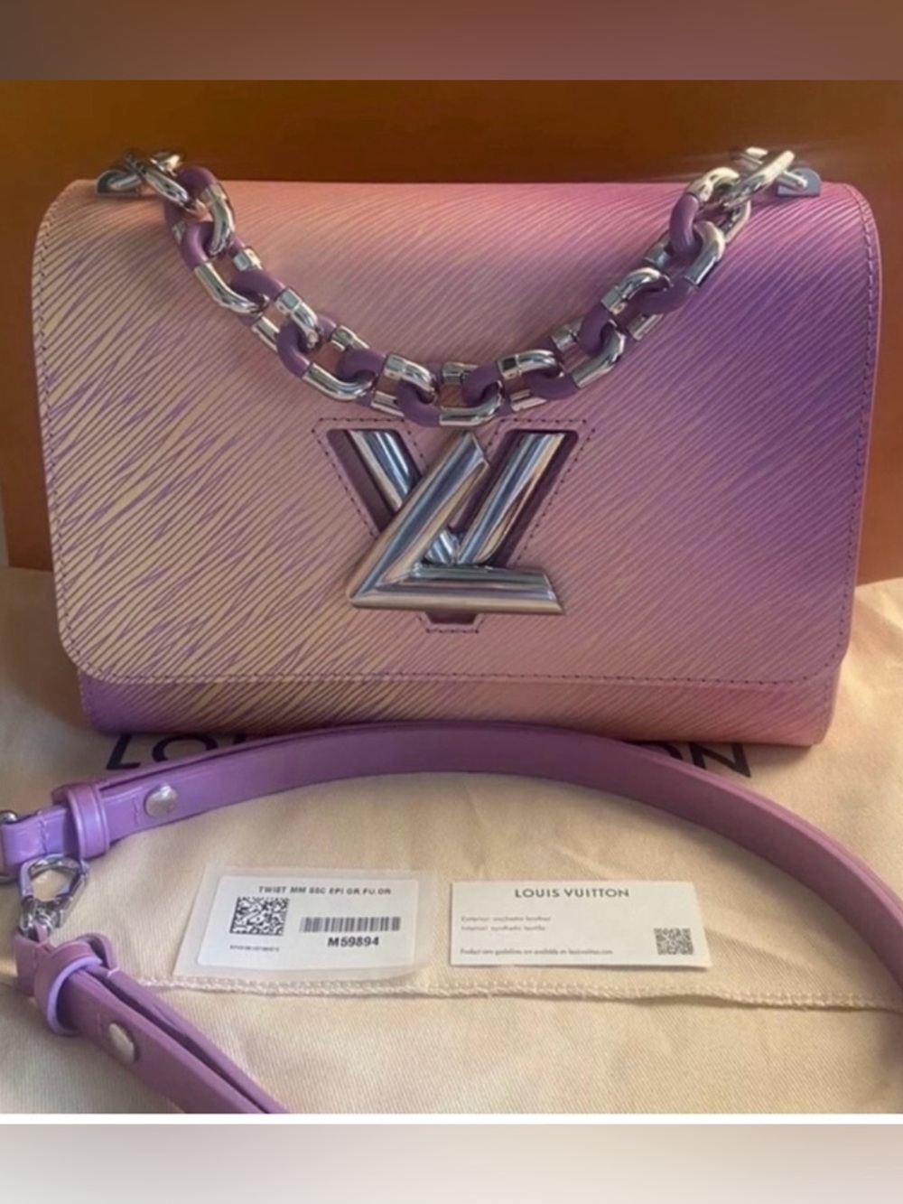 NWT Louis Vuitton Twist MM